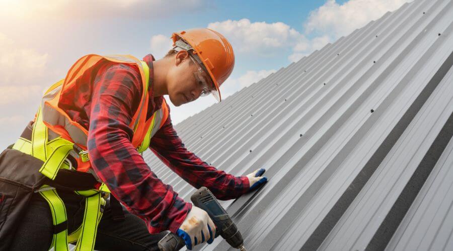 Expert Emergency Roof Repairs services in Yale, IL